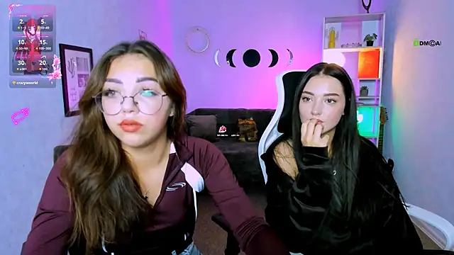 Snapshot of kiki_swan chatting on September 22, 2025, 12:33 pm kiki swan online show from September 22, 2025, 12:33 pm