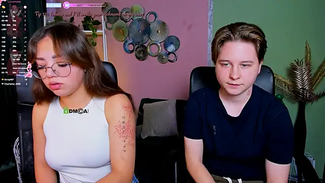 Snapshot of kiki_swan chatting on October 7, 2025, 6:58 am kiki swan online show from October 7, 2025, 6:58 am