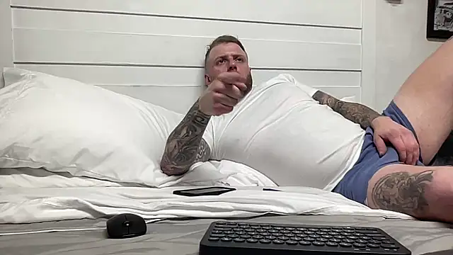 Snapshot of Thegreatwhitepipe chatting on September 23, 2025, 12:12 pm Thegreatwhitepipe online show from September 23, 2025, 12:12 pm