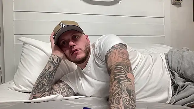 Snapshot of Thegreatwhitepipe chatting on September 22, 2025, 10:10 am Thegreatwhitepipe online show from September 22, 2025, 10:10 am