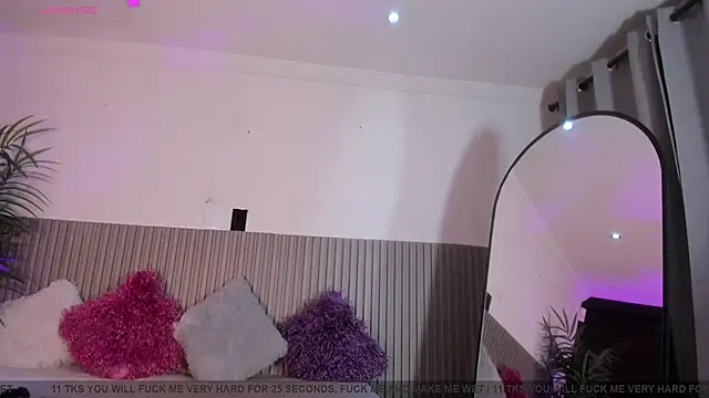 adalinarusell  online show from March 30, 2026, 11:11 am