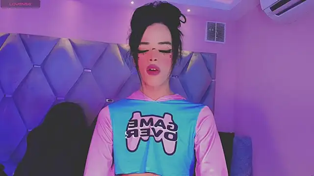 Snapshot of Nina_Keyli chatting on September 26, 2025, 7:10 pm Nina Keyli online show from September 26, 2025, 7:10 pm