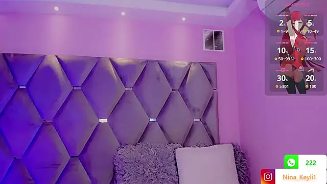 Snapshot of Nina_Keyli chatting on October 13, 2025, 7:48 pm Nina Keyli online show from October 13, 2025, 7:48 pm