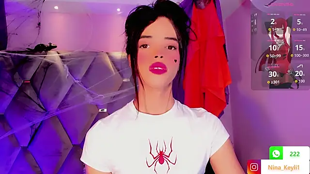 Snapshot of Nina_Keyli chatting on October 29, 2025, 7:46 pm Nina Keyli online show from October 29, 2025, 7:46 pm