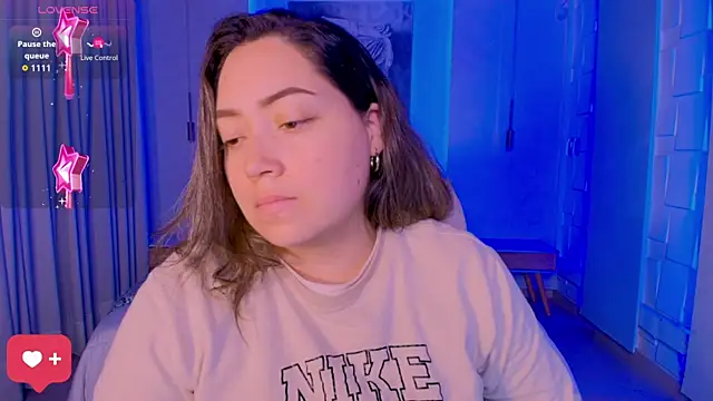 Snapshot of heidy_johns chatting on September 27, 2025, 3:34 am heidy johns online show from September 27, 2025, 3:34 am