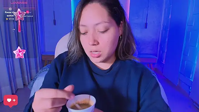 Snapshot of heidy_johns chatting on September 18, 2025, 3:31 am heidy johns online show from September 18, 2025, 3:31 am