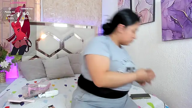 Snapshot of EmilyBrownn_ chatting on October 11, 2025, 7:15 pm EmilyBrownn  online show from October 11, 2025, 7:15 pm