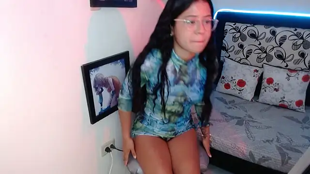 Biianca Myers online show from March 20, 2025, 12:32 pm