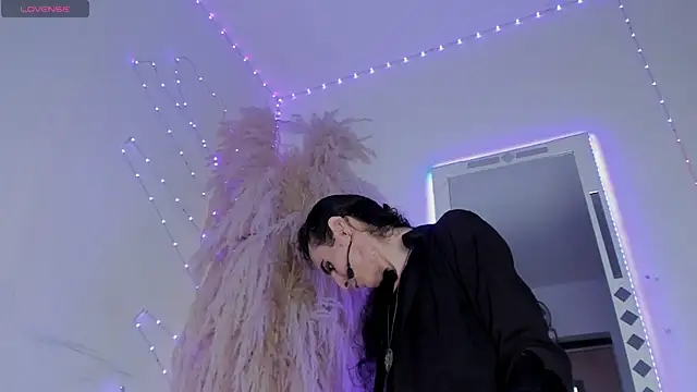 arthemisa hot online show from October 27, 2025, 1:34 pm