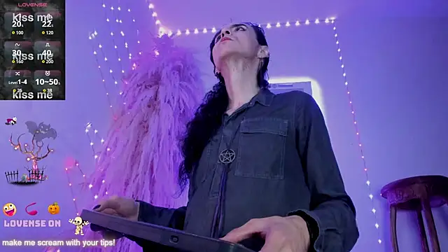 arthemisa hot online show from November 3, 2025, 1:26 pm