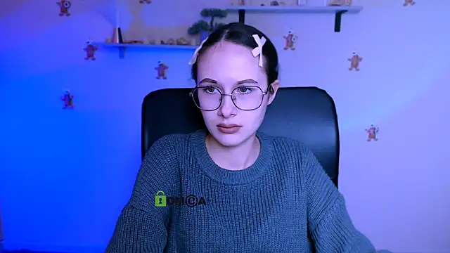 mona cloud online show from January 13, 2026, 8:24 pm