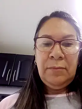 Snapshot of victoria_wayne chatting on October 3, 2025, 9:55 am victoria wayne online show from October 3, 2025, 9:55 am