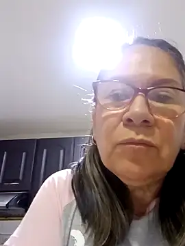 Snapshot of victoria_wayne chatting on September 29, 2025, 10:11 am victoria wayne online show from September 29, 2025, 10:11 am