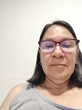 victoria wayne online show from June 3, 2026, 9:43 am