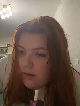 Snapshot of Dreamy_Desire chatting on March 7, 2025, 5:28 pm Dreamy Desire online show from March 7, 2025, 5:28 pm
