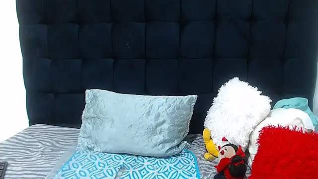 Snapshot of TaurusClitCake chatting on October 20, 2025, 4:29 pm TaurusClitCake online show from October 20, 2025, 4:29 pm