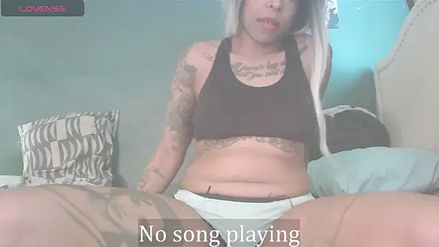 StellaDallas69 online show from October 22, 2025, 5:01 pm