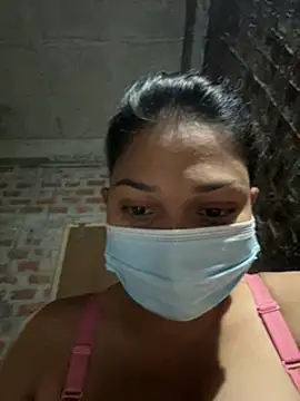 Snapshot of divya_arora22 chatting on March 7, 2025, 4:11 pm divya arora22 online show from March 7, 2025, 4:11 pm