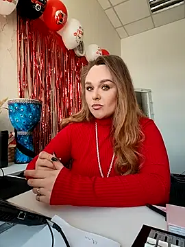 Juicy PeachLux online show from March 1, 2026, 7:41 am