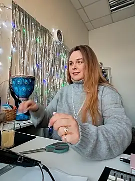 Juicy PeachLux online show from January 15, 2026, 7:34 am