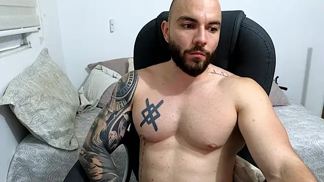 Snapshot of Isaac_Carter chatting on February 3, 2026, 10:37 pm Isaac Carter online show from February 3, 2026, 10:37 pm