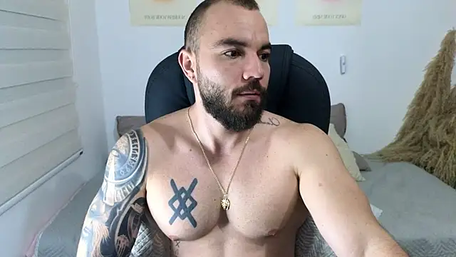 Isaac Carter online show from November 25, 2025, 10:59 am