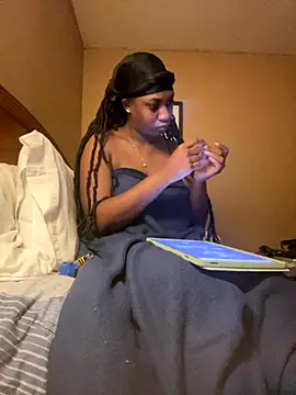 Snapshot of Dymmmm chatting on October 19, 2025, 10:51 am Dymmmm online show from October 19, 2025, 10:51 am