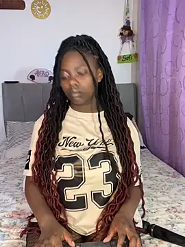 Snapshot of Kennya__ chatting on September 27, 2025, 4:07 am Kennya online show from September 27, 2025, 4:07 am