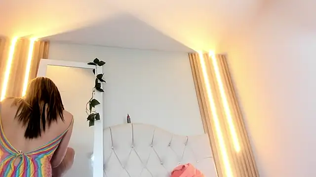 Snapshot of Alexa_Bravva chatting on September 20, 2025, 4:06 am Alexa Bravva online show from September 20, 2025, 4:06 am