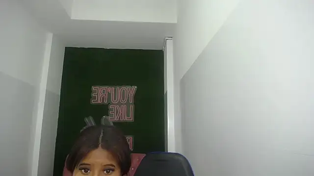 Snapshot of abby1_t_ chatting on October 26, 2025, 12:16 pm abby1 t online show from October 26, 2025, 12:16 pm