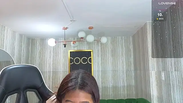 Snapshot of abby1_t_ chatting on October 25, 2025, 2:44 am abby1 t online show from October 25, 2025, 2:44 am