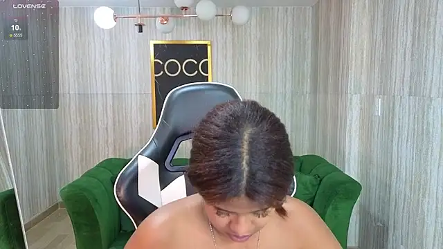 Snapshot of abby1_t_ chatting on October 21, 2025, 2:33 am abby1 t online show from October 21, 2025, 2:33 am