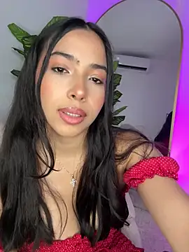 Snapshot of _Emily_Thompson_ chatting on October 17, 2025, 10:00 pm Emily Thompson online show from October 17, 2025, 10:00 pm