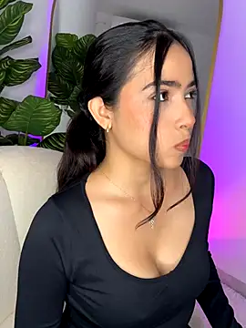 Snapshot of _Emily_Thompson_ chatting on October 16, 2025, 12:08 am Emily Thompson online show from October 16, 2025, 12:08 am