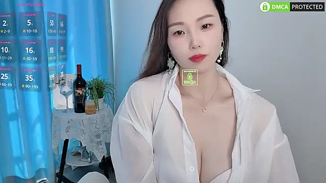 Snapshot of Dewluna chatting on October 5, 2025, 6:15 am Dewluna online show from October 5, 2025, 6:15 am