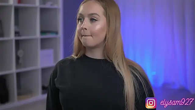 Snapshot of ElysaWetxx chatting on October 26, 2025, 7:36 pm ElysaWetxx online show from October 26, 2025, 7:36 pm