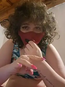 Snapshot of StarVi69 chatting on March 14, 2025, 7:12 pm StarVi69 online show from March 14, 2025, 7:12 pm