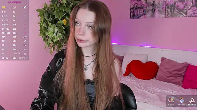 Heydoraa  online show from October 10, 2025, 11:22 am