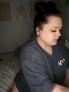 Saucy-Serenity online show from April 10, 2026, 7:10 pm