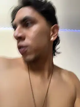 Monkey uchiha777 online show from February 26, 2026, 6:08 pm