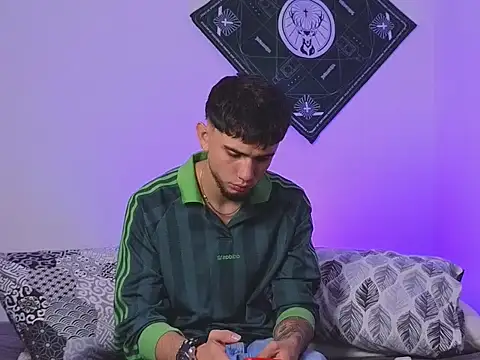 samevansx  online show from October 2, 2025, 10:46 pm