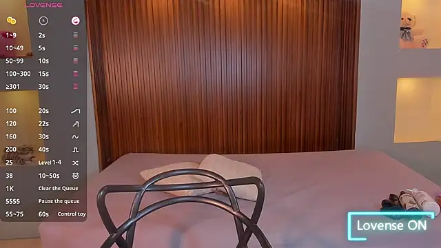 ZaraBlaze5 online show from September 29, 2025, 12:33 pm