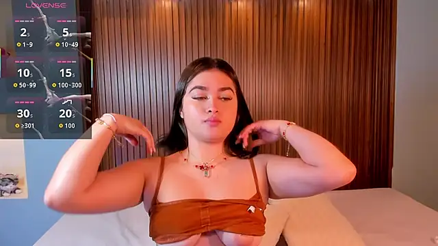 ZaraBlaze5 online show from October 11, 2025, 3:35 pm