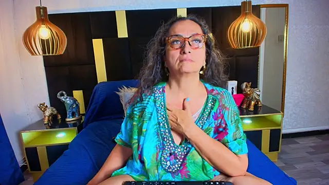 AlessandraLeroy online show from September 14, 2025, 3:23 pm