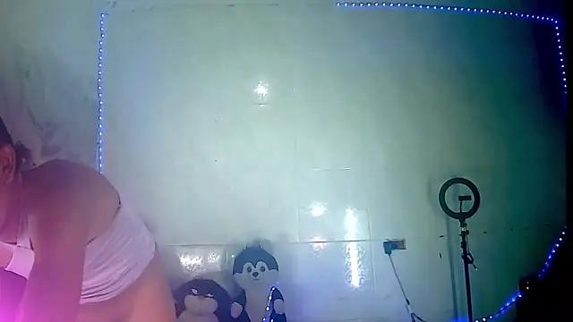 KimberlyXtreme online show from December 21, 2025, 12:51 pm