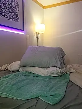 Snapshot of KITTYBOOBOOFUXX chatting on October 31, 2025, 1:46 am KITTYBOOBOOFUXX online show from October 31, 2025, 1:46 am