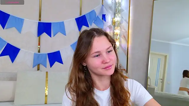 AmeliRoyse online show from September 27, 2025, 5:08 pm