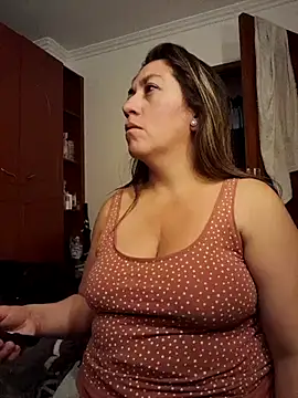 Snapshot of Luna-nevada chatting on October 23, 2025, 10:36 am Luna-nevada online show from October 23, 2025, 10:36 am