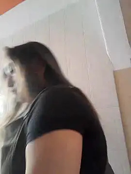 Snapshot of Luna-nevada chatting on October 17, 2025, 4:20 pm Luna-nevada online show from October 17, 2025, 4:20 pm