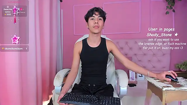 Snapshot of SHADY_STONE chatting on September 21, 2025, 9:20 pm SHADY STONE online show from September 21, 2025, 9:20 pm